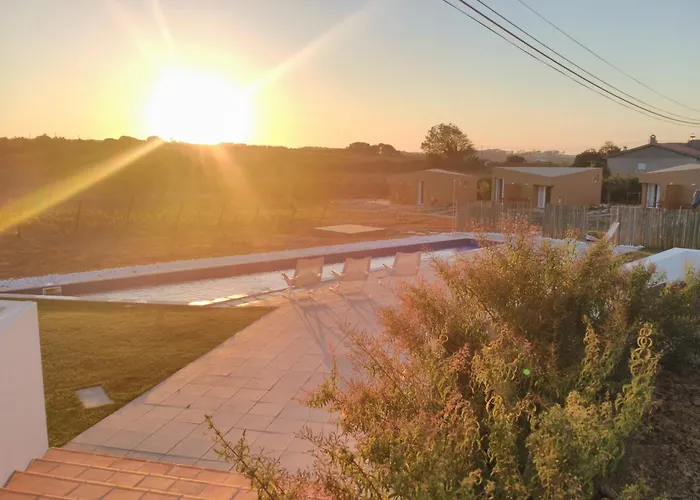 Entre Vinhas & Mar *